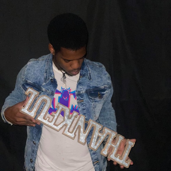 Meet your Posher, Robert - Picture 1 of 1